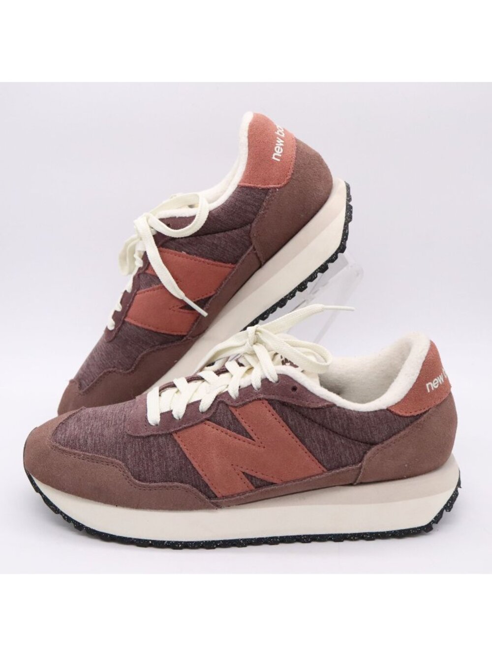 New Balance 237 V1 Classic Suede Sneaker Truffle/Mineral Red Womens sz 10 (9.5)